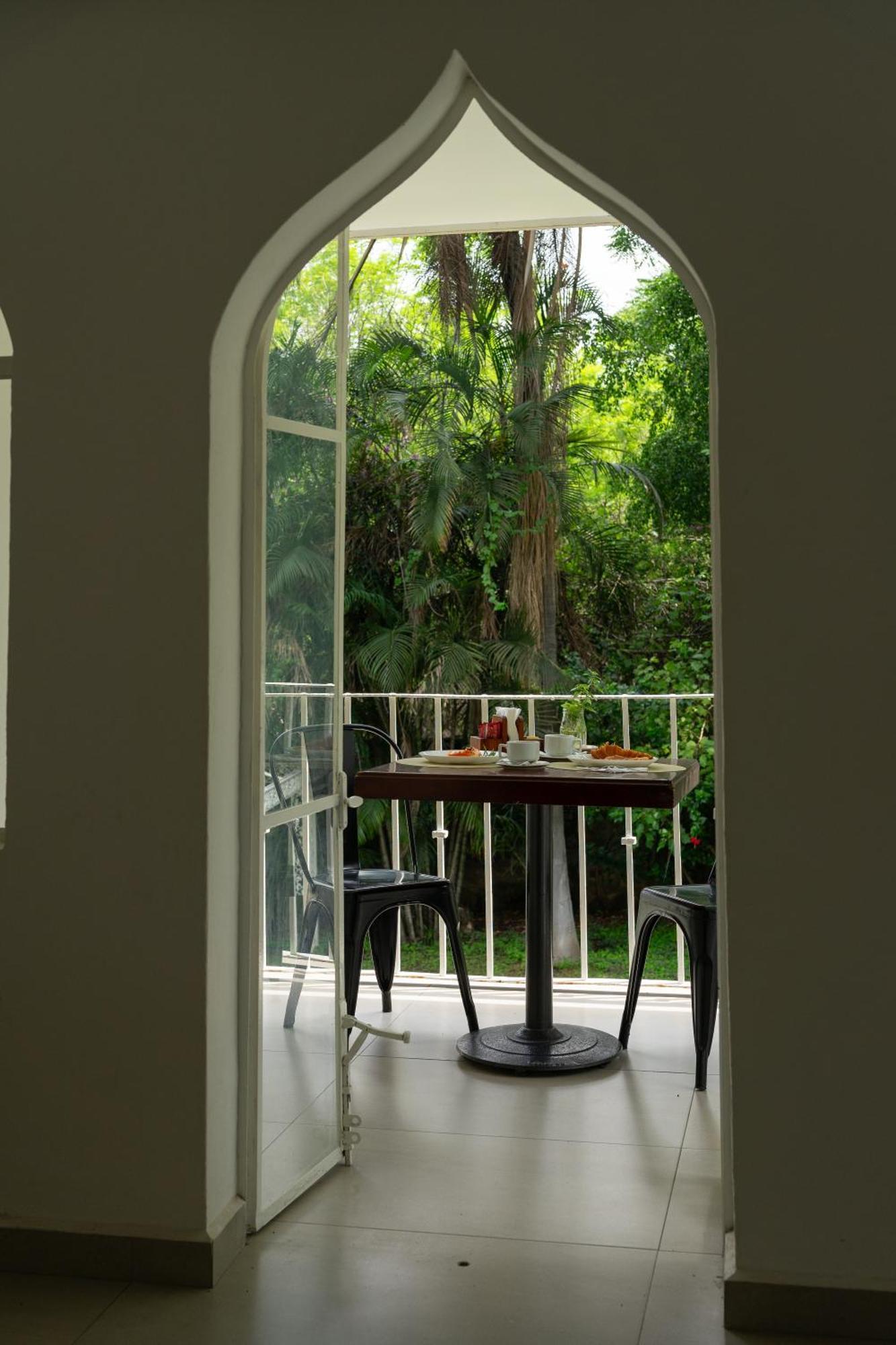Hotel Marjaba Cuernavaca Esterno foto